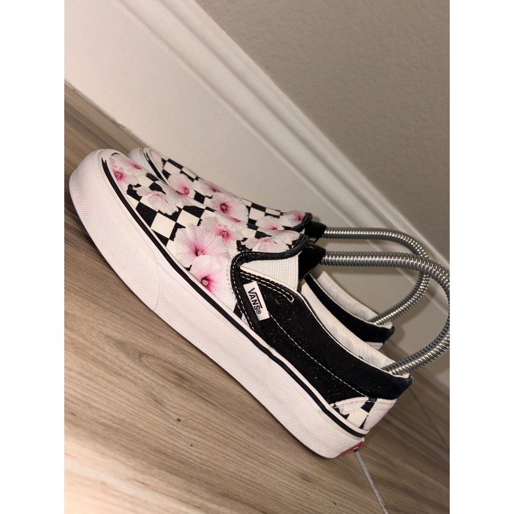 Vans Shoes Women's Size 5 /Men's 3.5 Classic Slip-On Black Hibiscus Floral Check